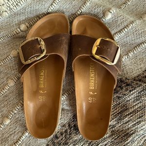 Madrid Big Buckle Birkenstock Cognac
